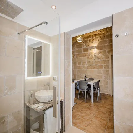 Gile & Semesterbostad Lecce